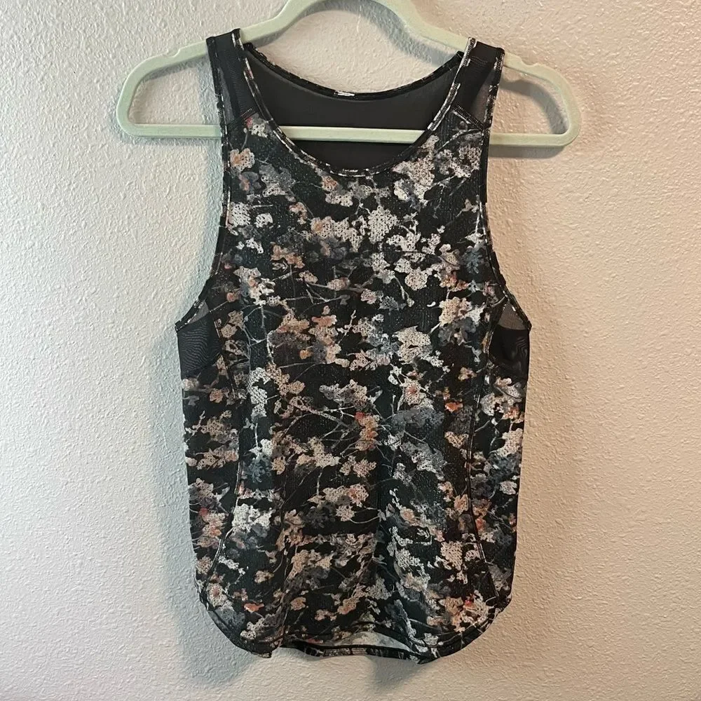 Lululemon Sculpt Tank Spring Bloom Multi / Black